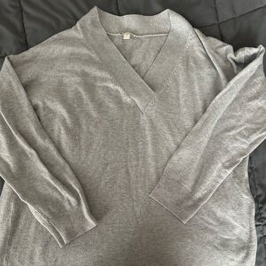 GAP Light Gray Knit Sweater